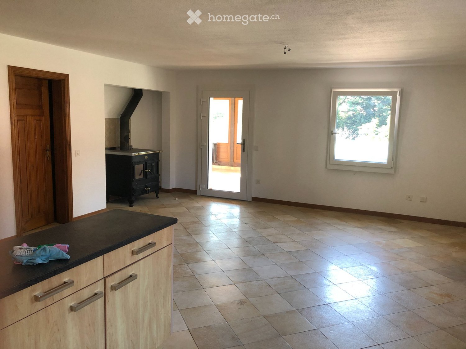 6-Zimmer-Wohnung, Foto 2 von 4