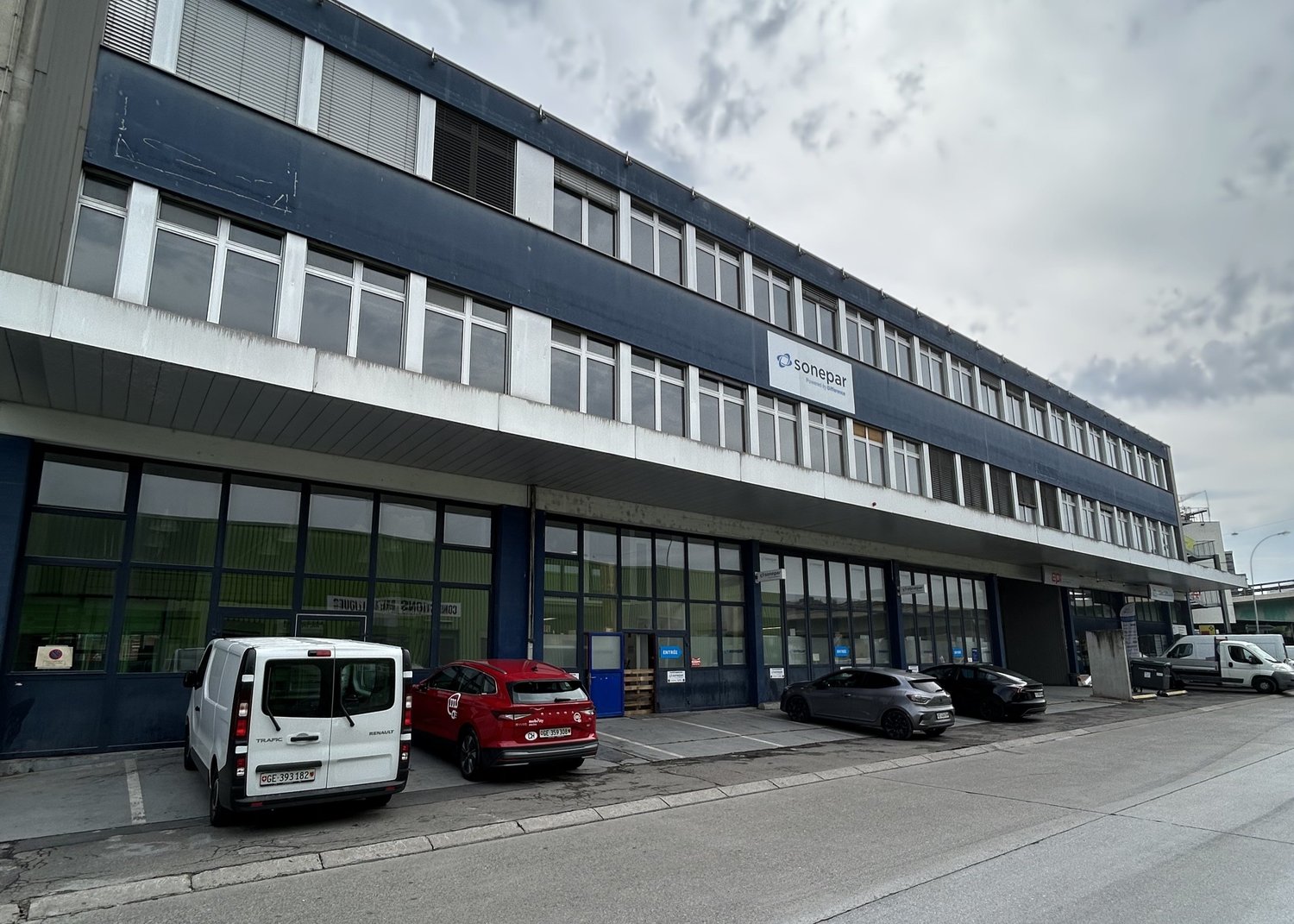 176m² Industrieobjekt, Foto 1 von 10
