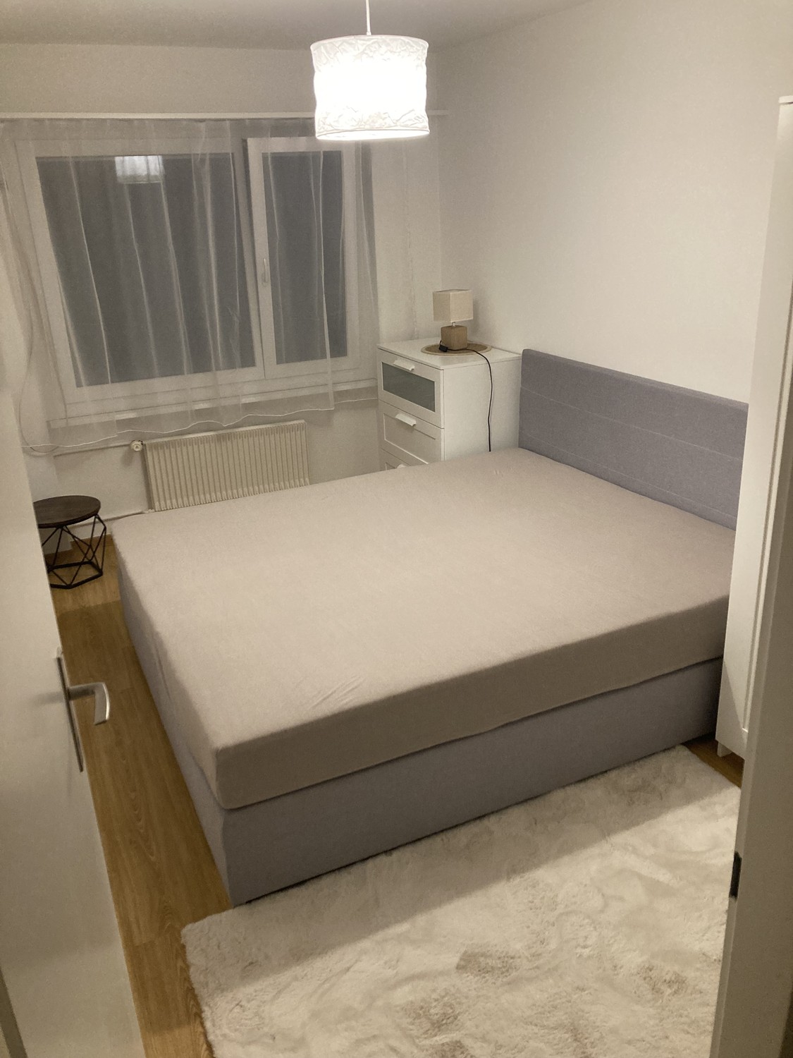 Chambre dans un appartement partagé