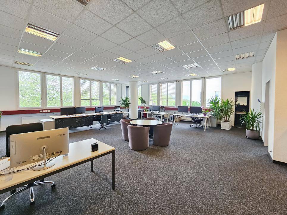 234m² Büro, Foto 6 von 8