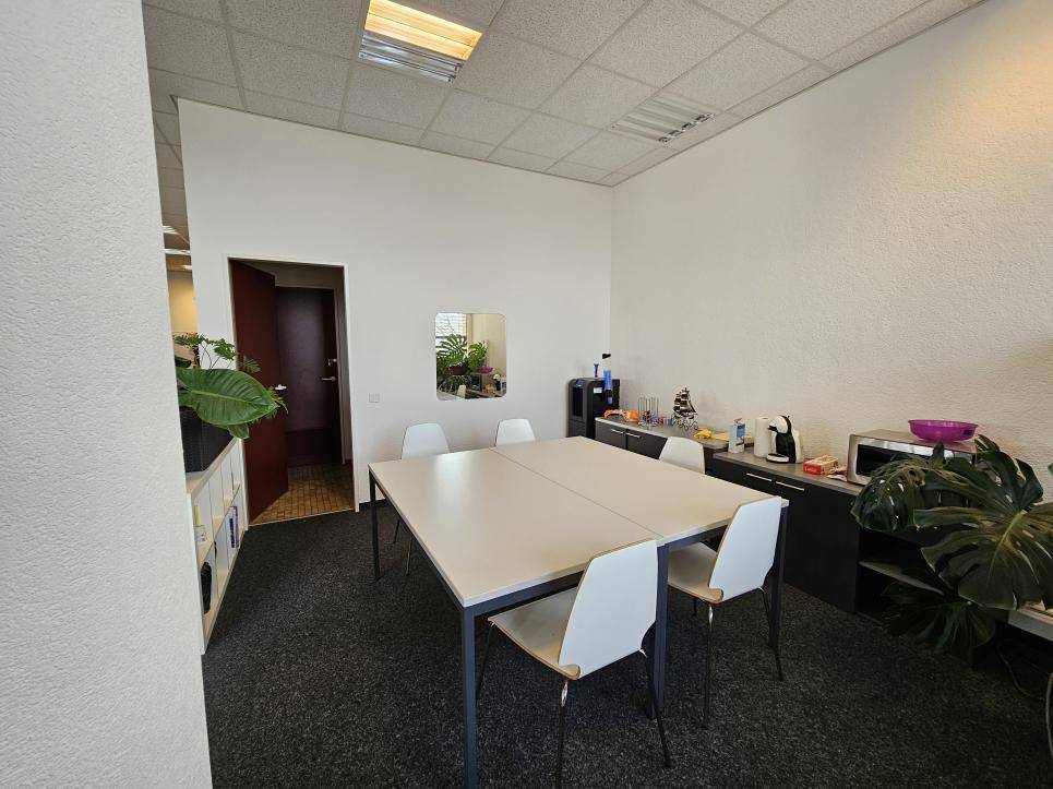 234m² Büro, Foto 7 von 8
