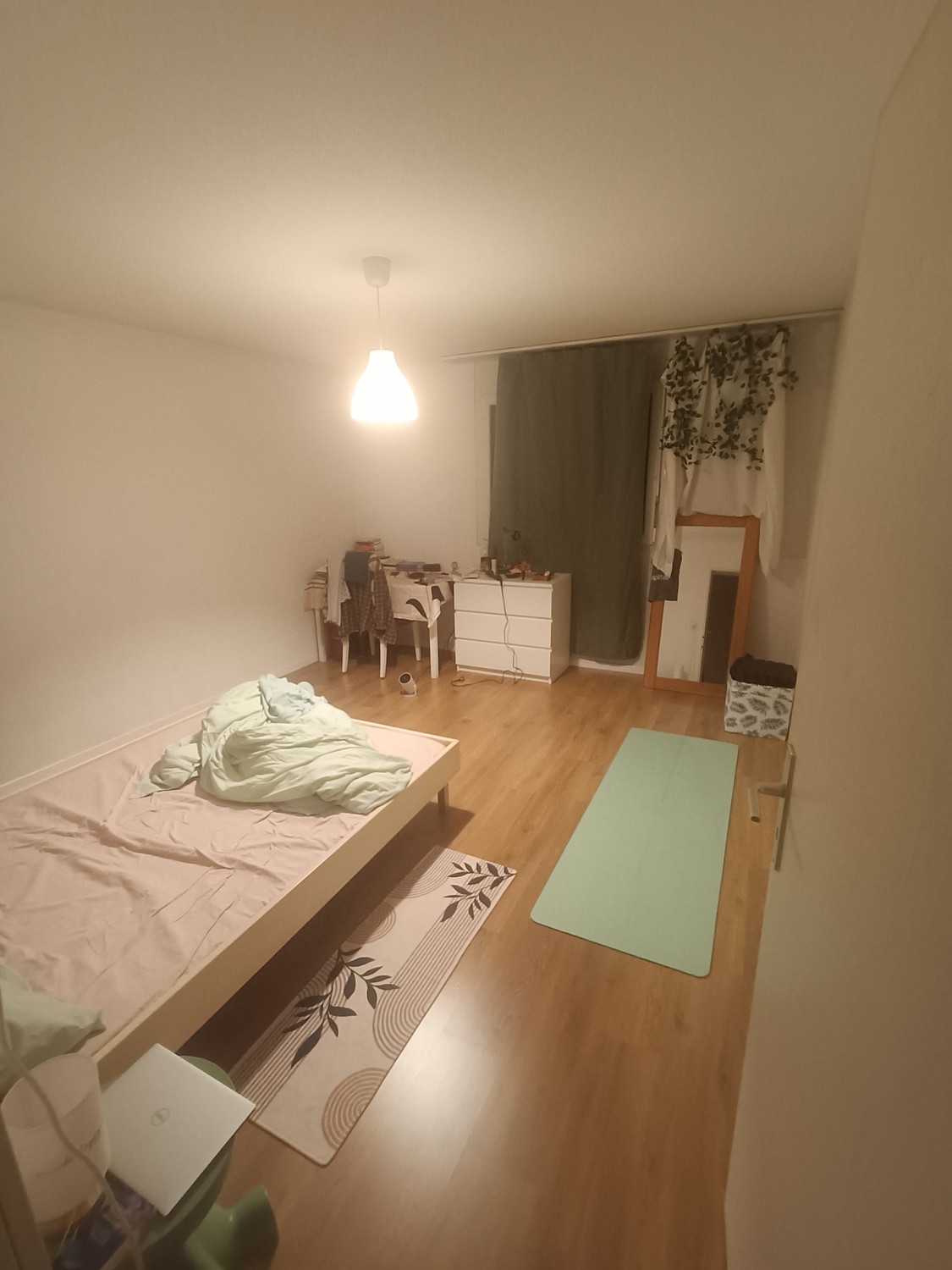 Zimmer in einer Wohngemeinschaft, Foto 2 von 9