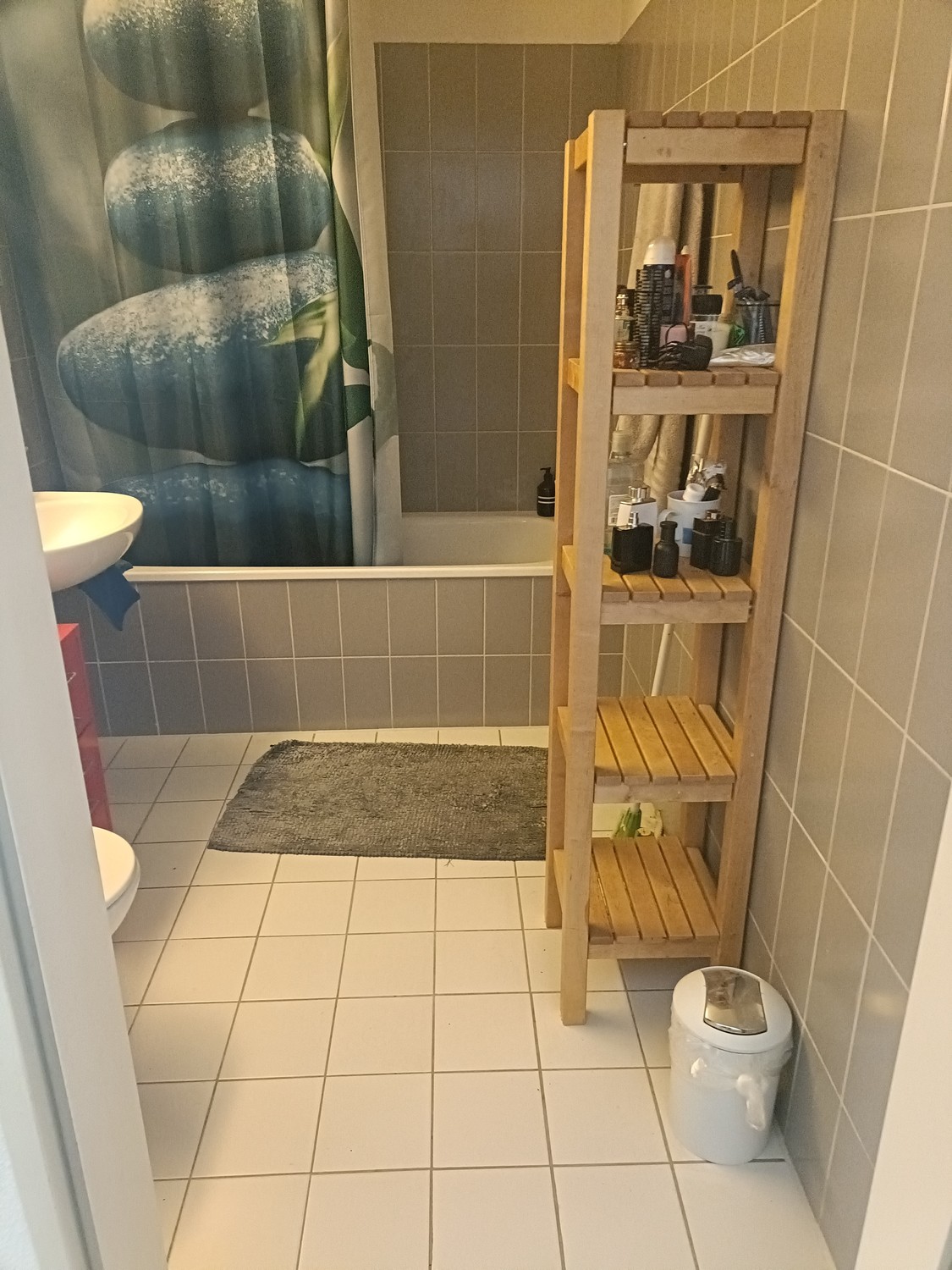 Zimmer in einer Wohngemeinschaft, Foto 5 von 9