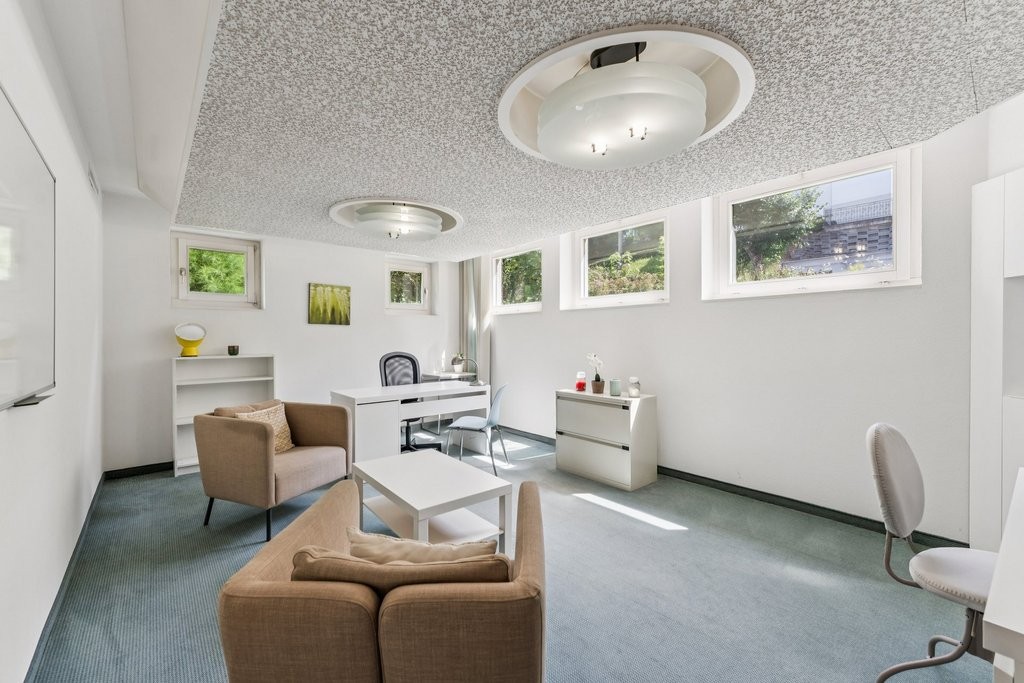 140m² Büro, Foto 2 von 10
