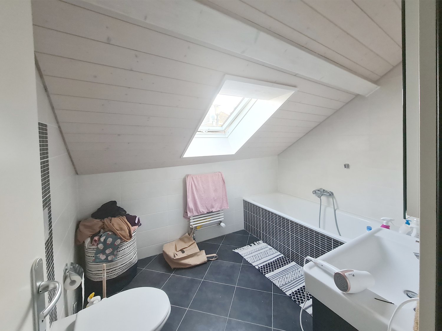 3 ½ Zimmer Dachwohnung, Foto 8 von 8