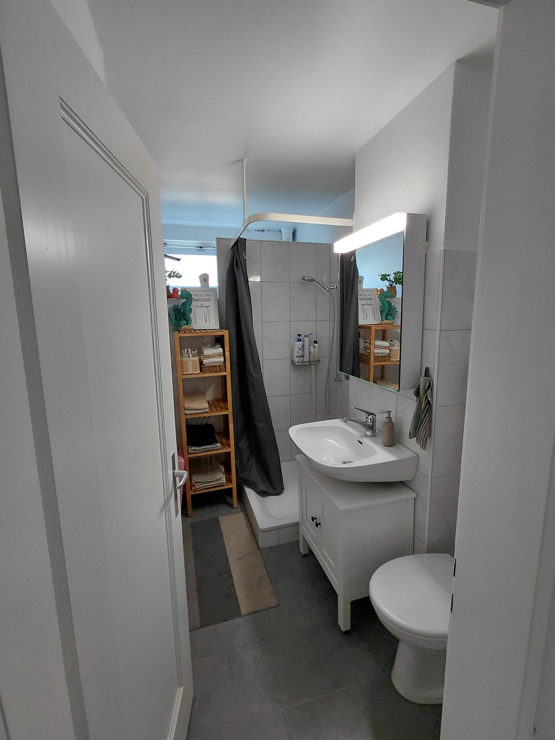 Room in a shared flat, Foto 8 von 8