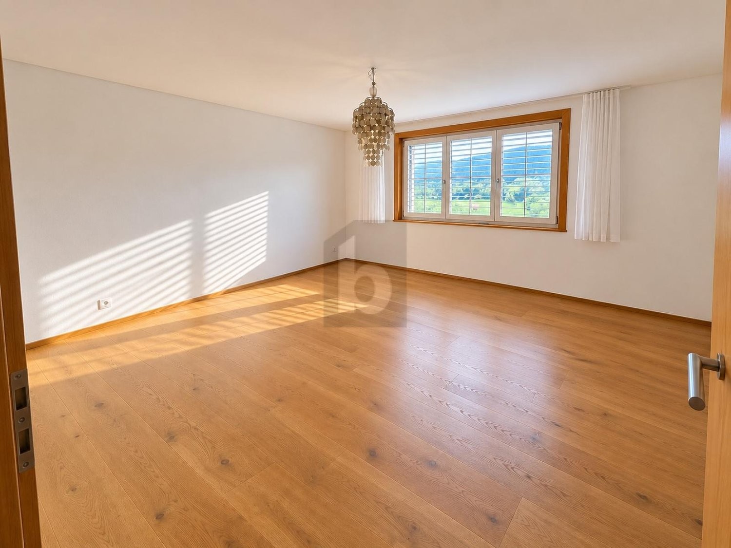 5 ½ rooms apartment, Foto 1 von 2