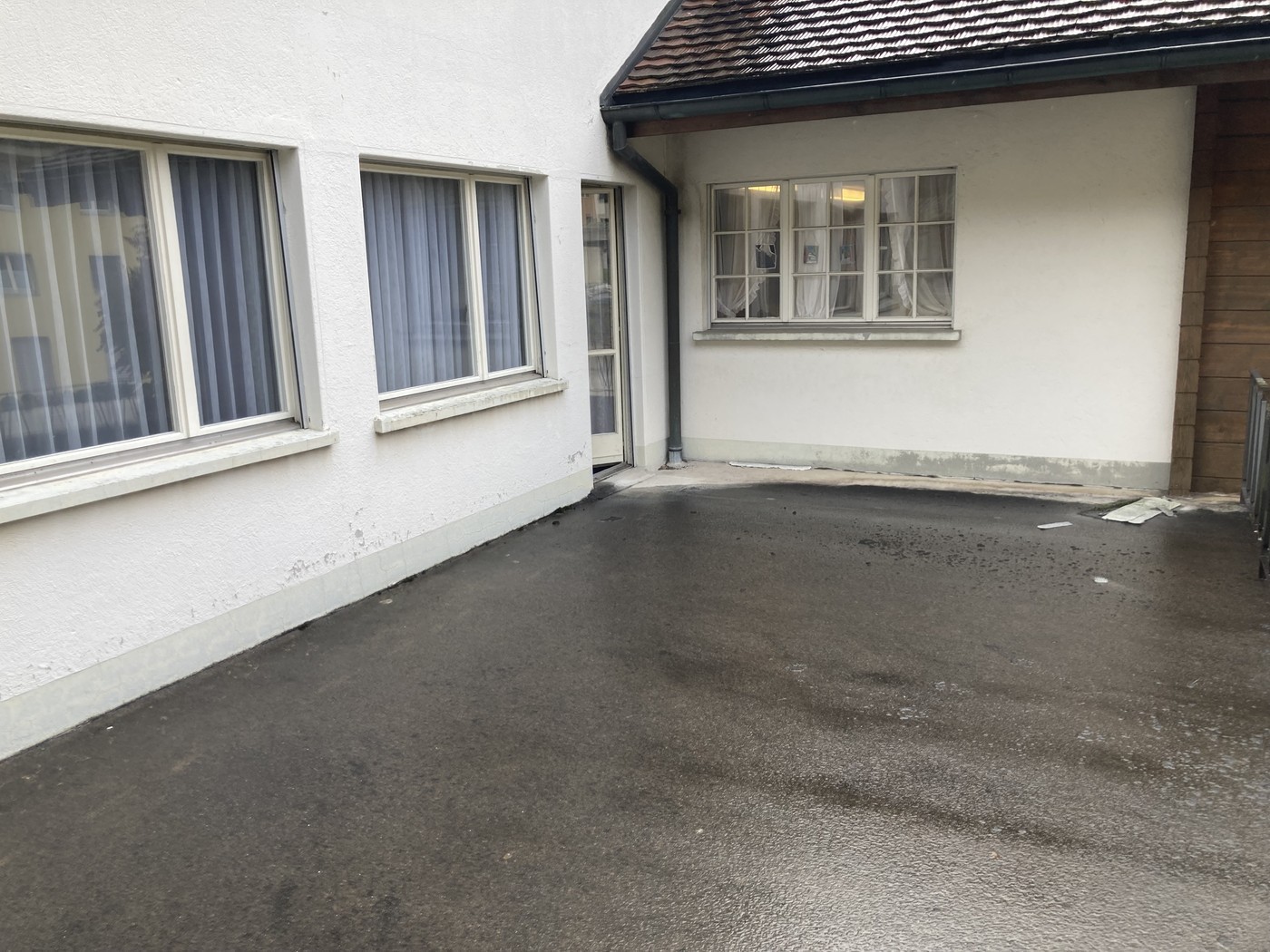 150m² office