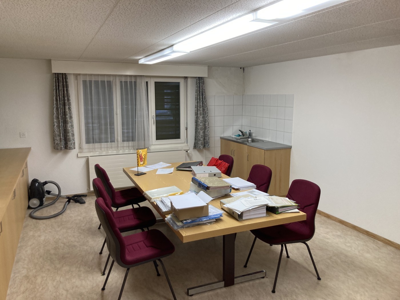 150m² office