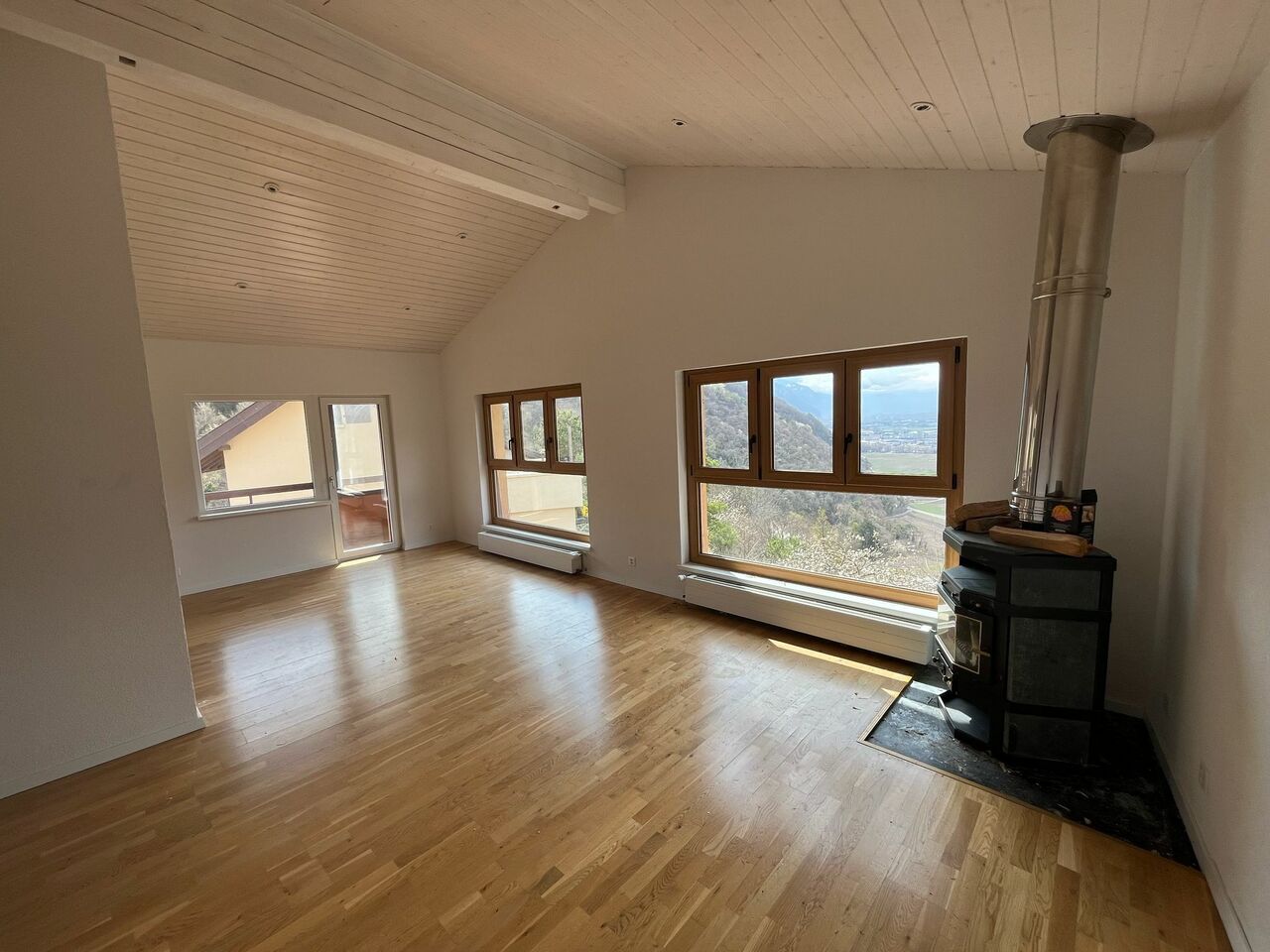 5-Zimmer-Wohnung, Foto 2 von 9