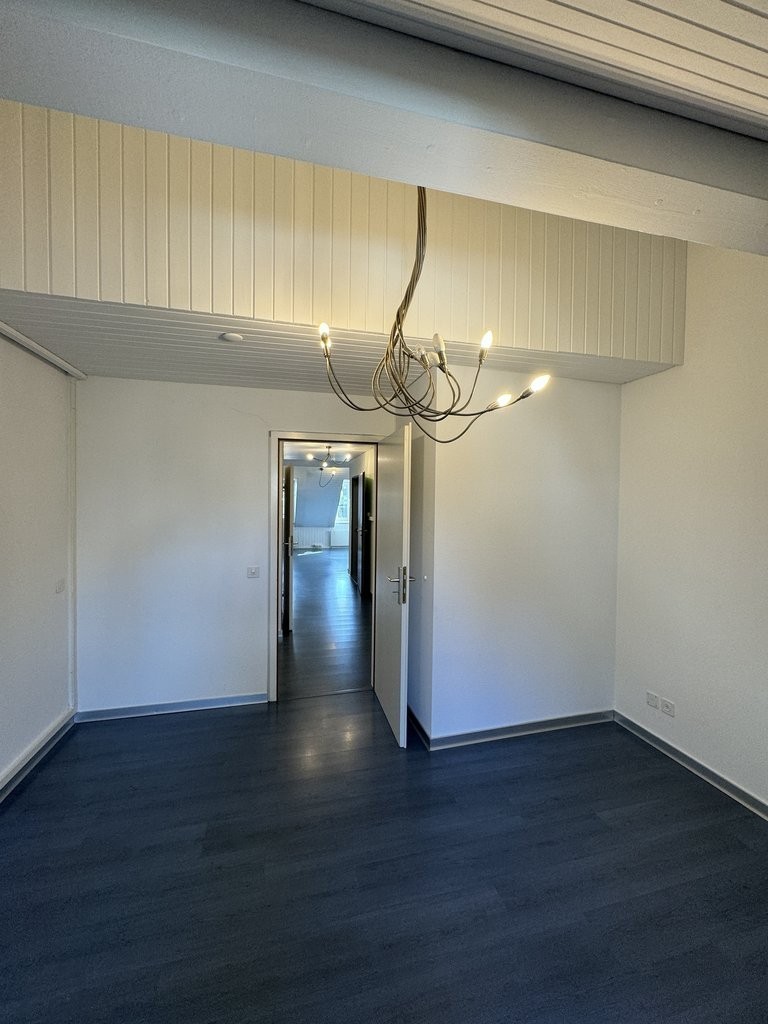 4 rooms attic flat