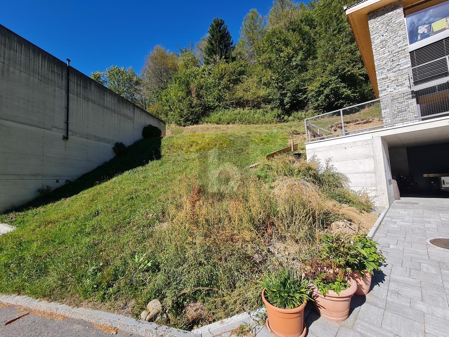 669m² building land