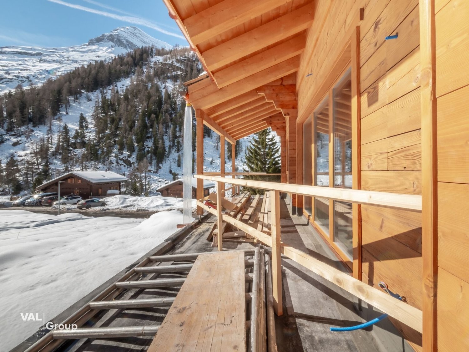 6 rooms chalet, photo 2 of 10