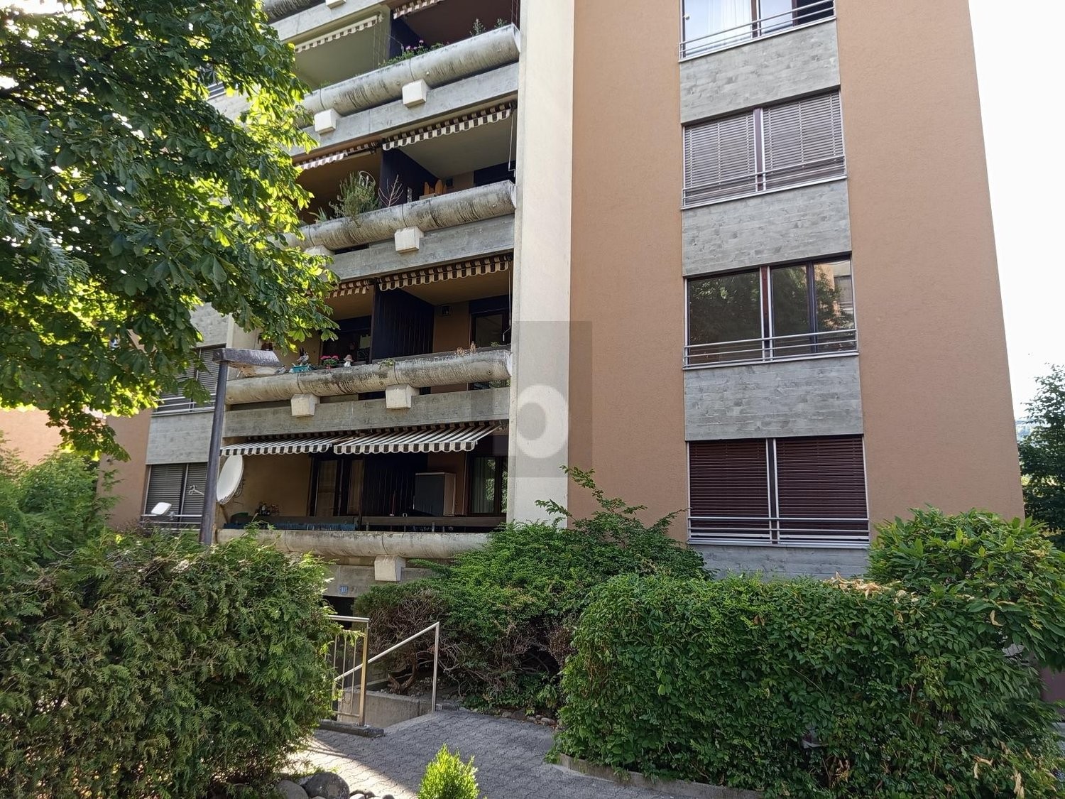 4 ½ Zimmer-Wohnung, Foto 2 von 4
