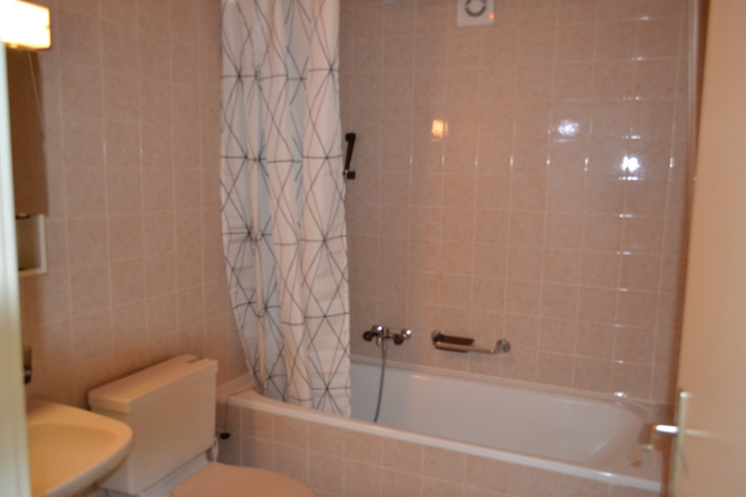 Room in a shared flat, Foto 4 von 5