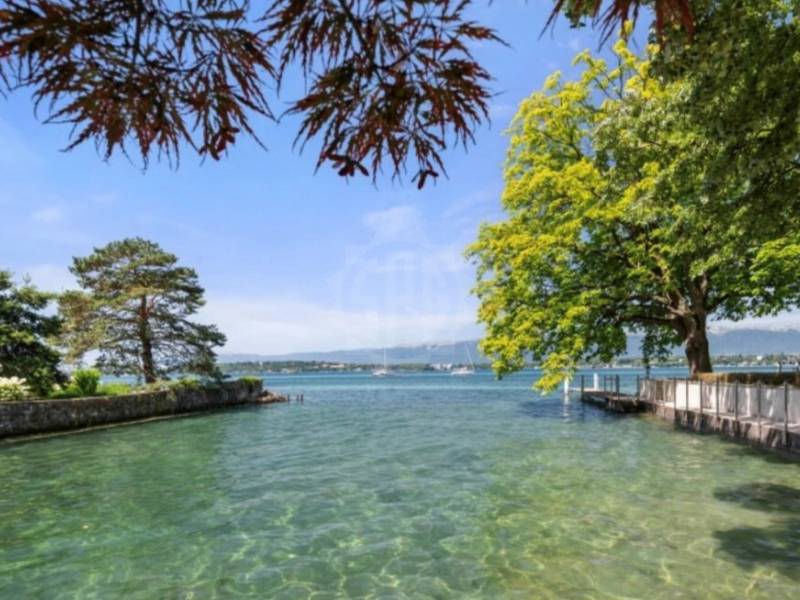 14 Zimmer Einfamilienhaus, Foto 3 von 4
