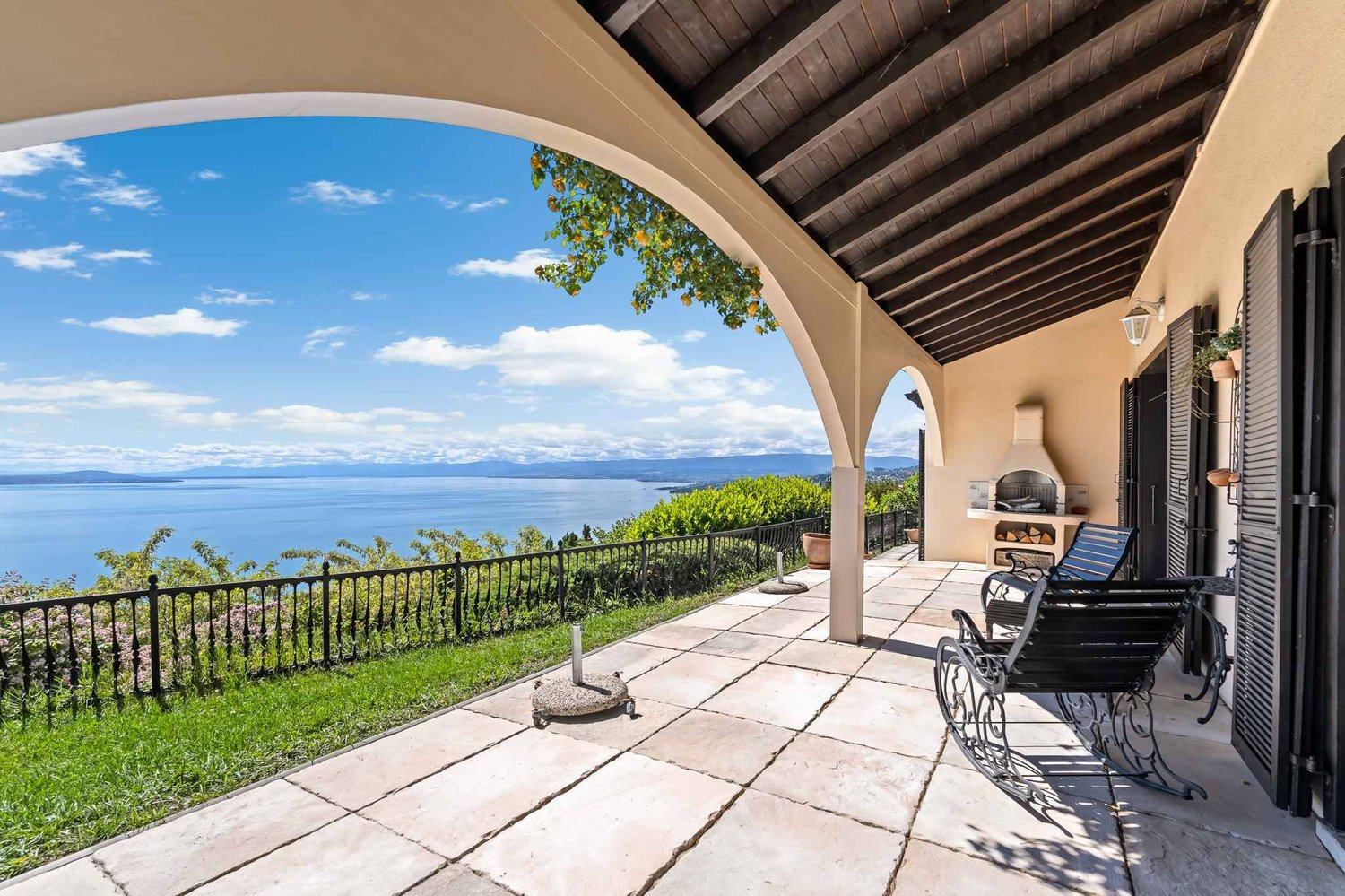 6 ½ Zimmer Villa, Foto 1 von 10
