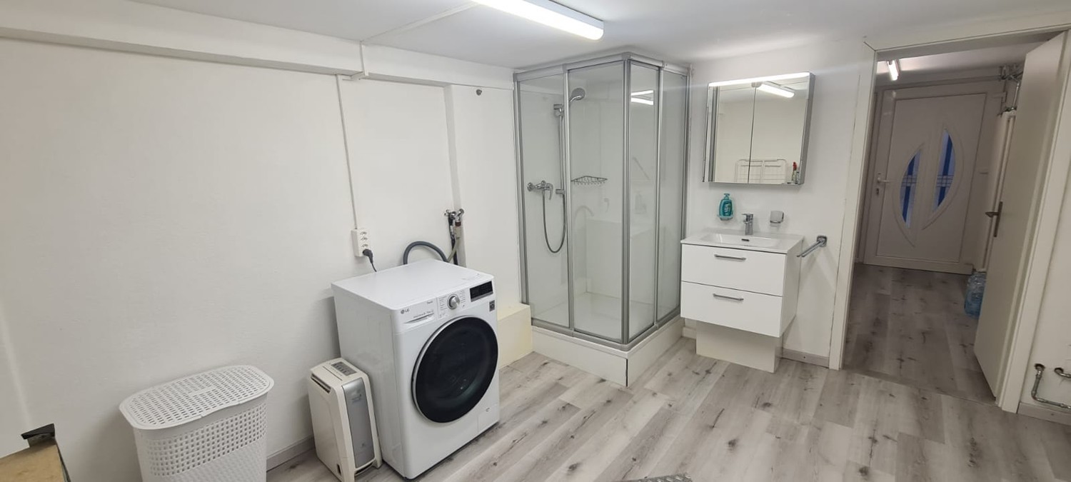 Chambre dans un appartement partagé