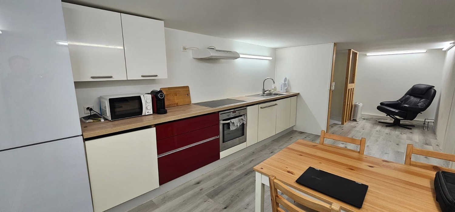 Chambre dans un appartement partagé