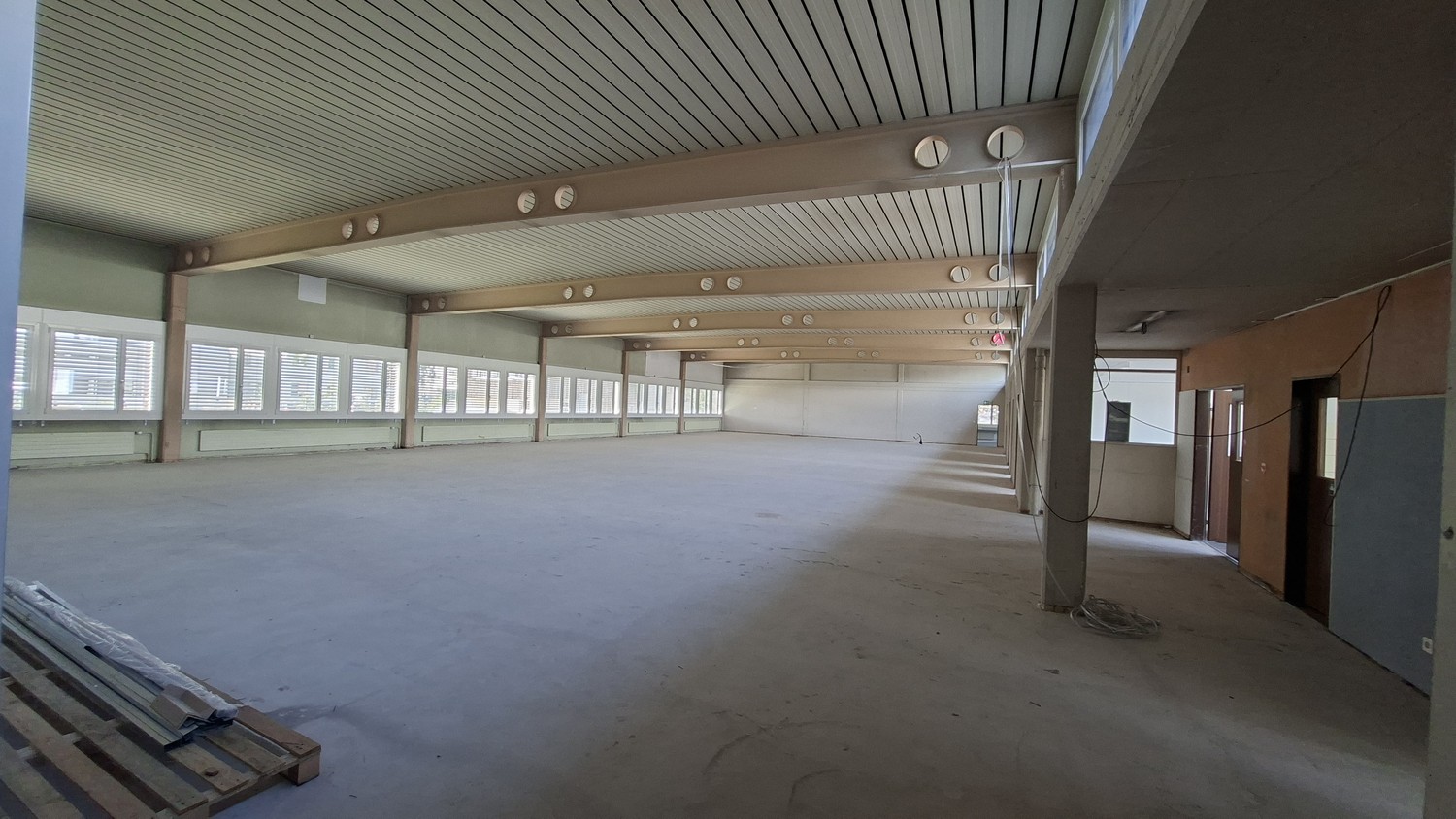 720m² commercial, Foto 2 von 10