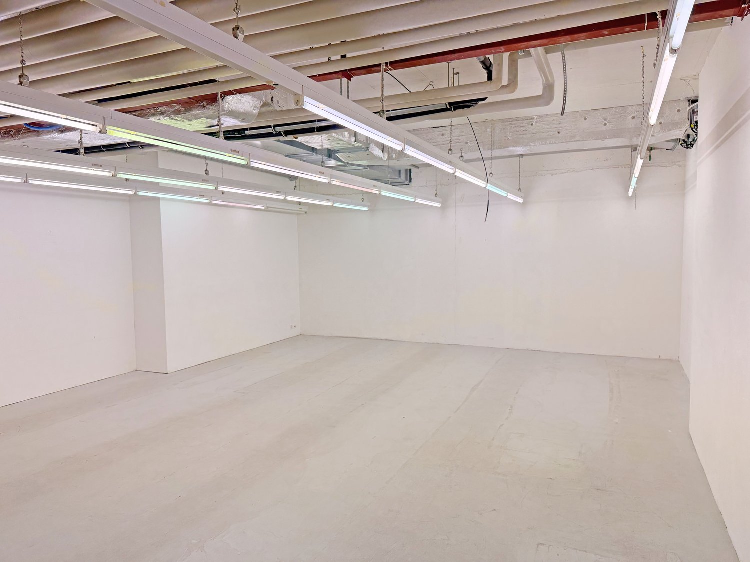 624m² office, Foto 9 von 10