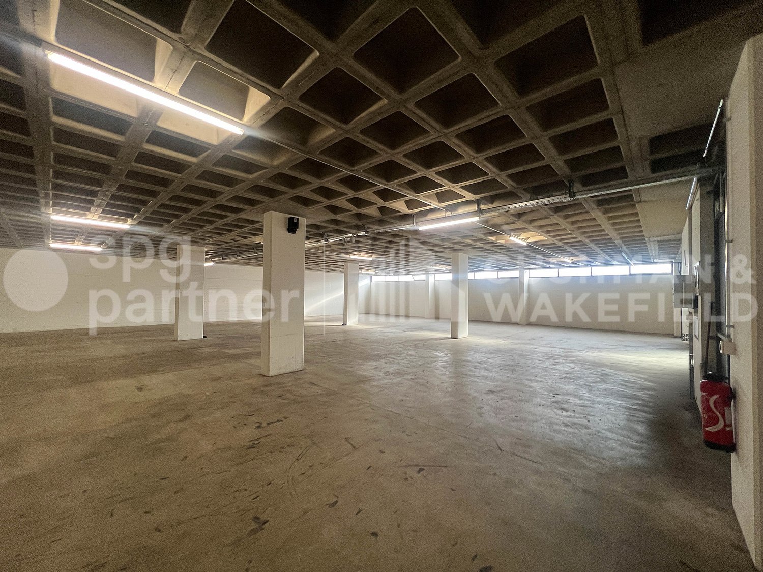 2500m² Lagerraum, Foto 4 von 10