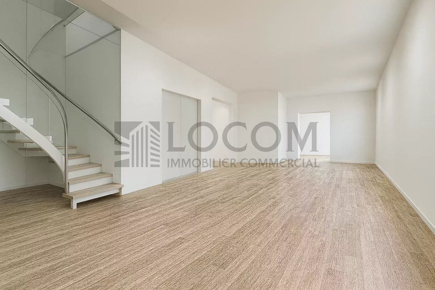 564m² shop, Foto 4 von 10