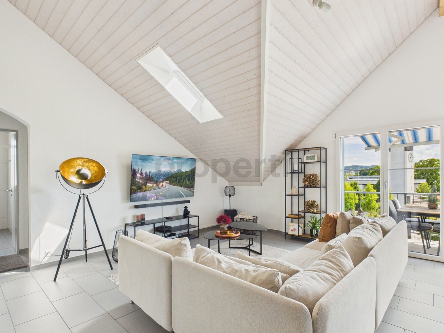 2 ½ rooms roof flat