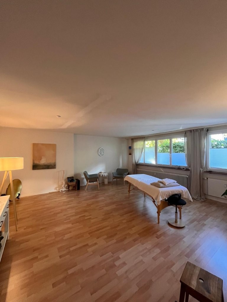 48m² office