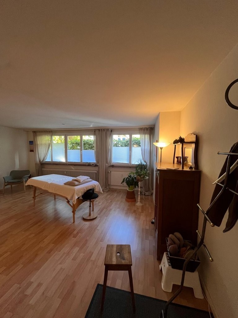 48m² office