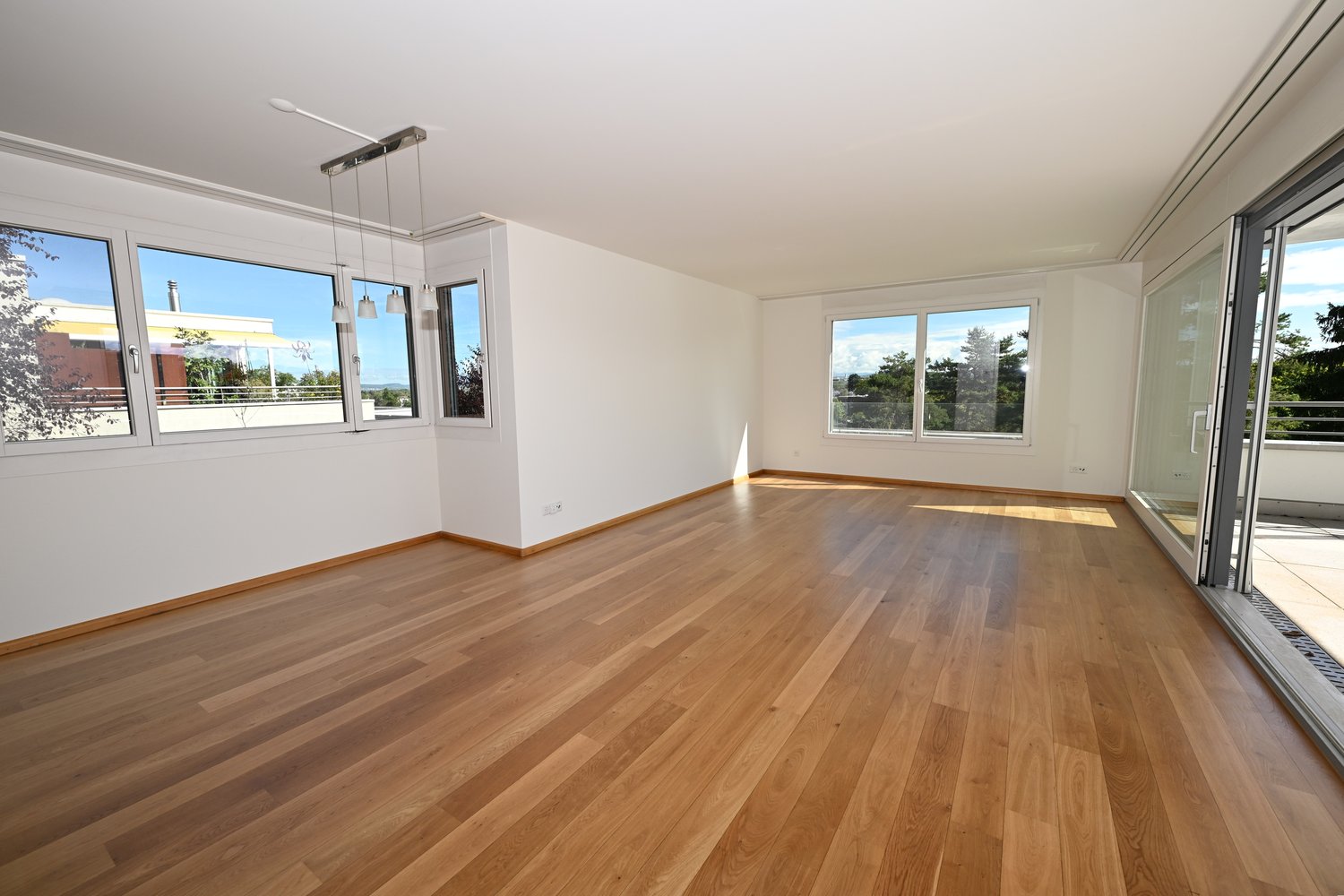 5 ½ rooms terrace house, Foto 1 von 10