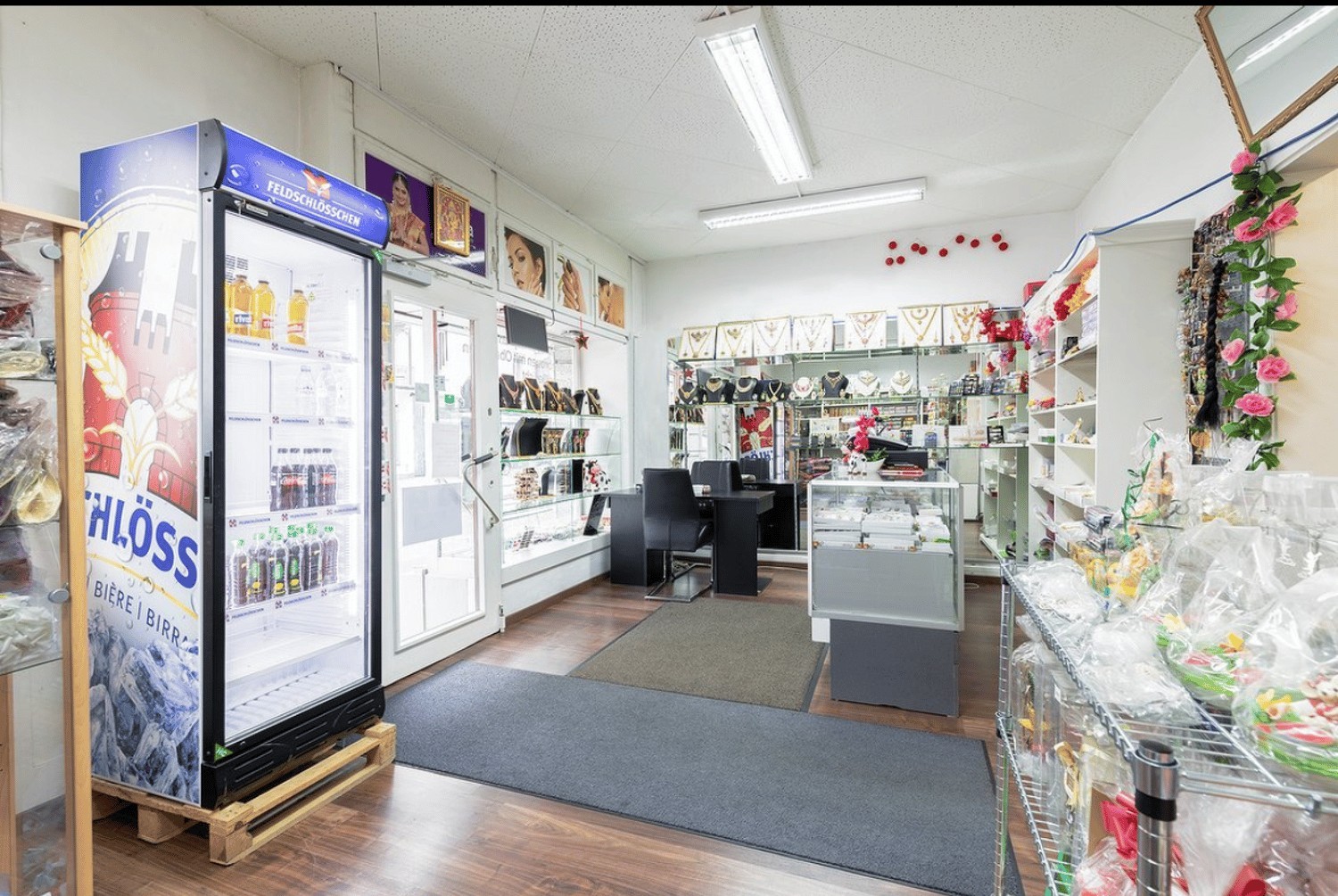 25m² commerciale