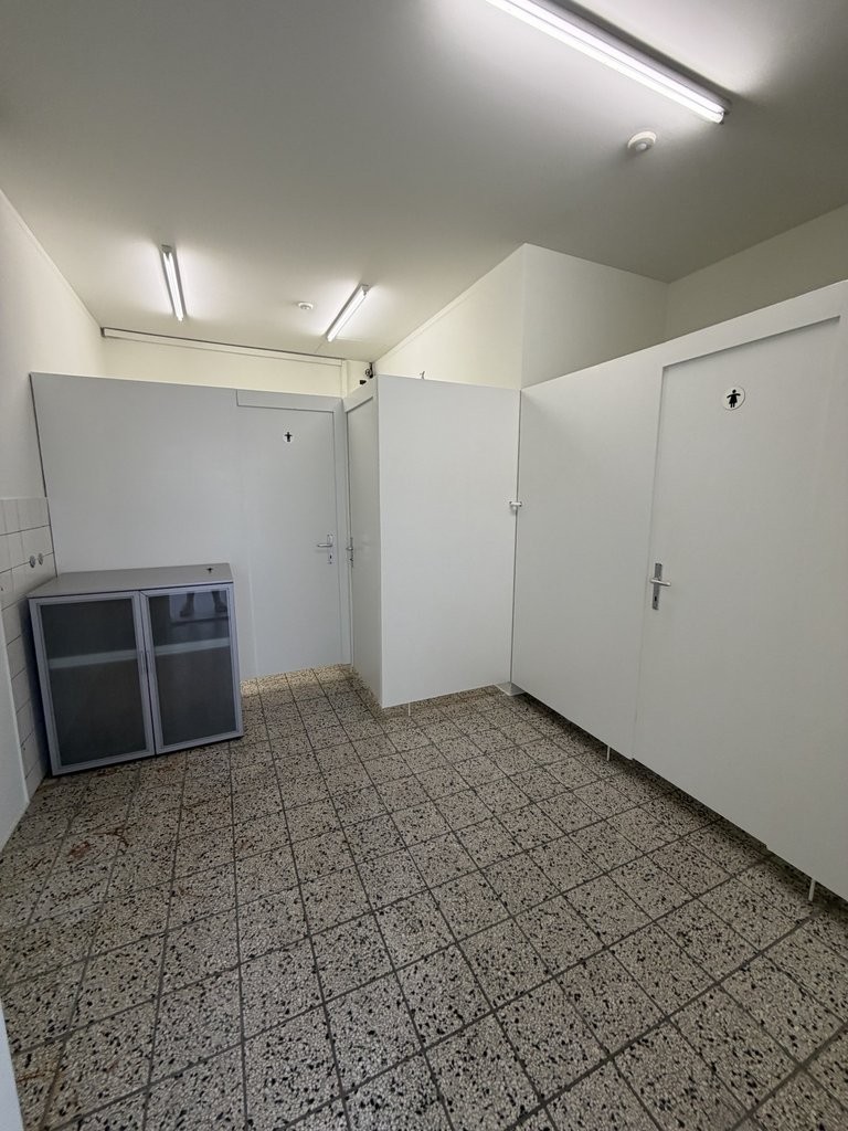 150m² commercial, photo 4 sur 5