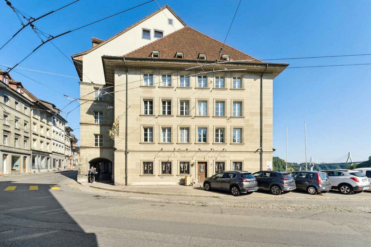 90m² arcade