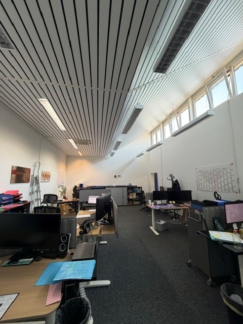 Commercial, Foto 10 von 10