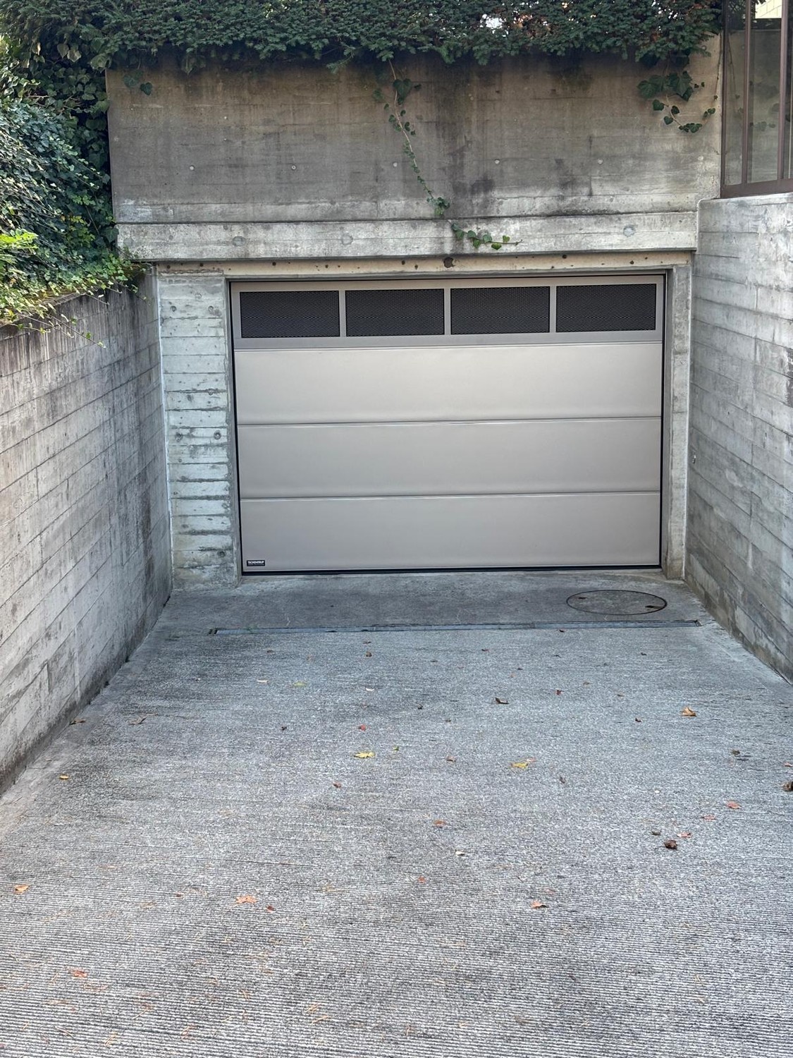 Posto auto sotterraneo di 10m²