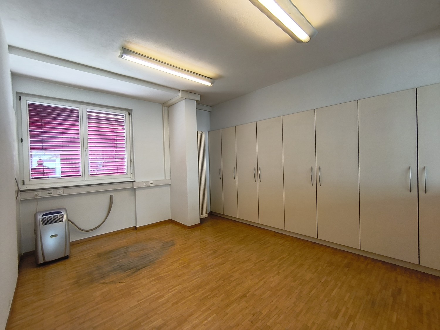 Office, Foto 5 von 10