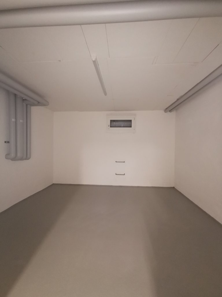 ripostiglio di 16m², foto 1 di 2