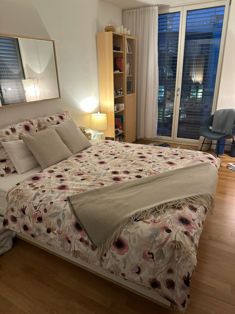 Zimmer in einer Wohngemeinschaft, Foto 1 von 3