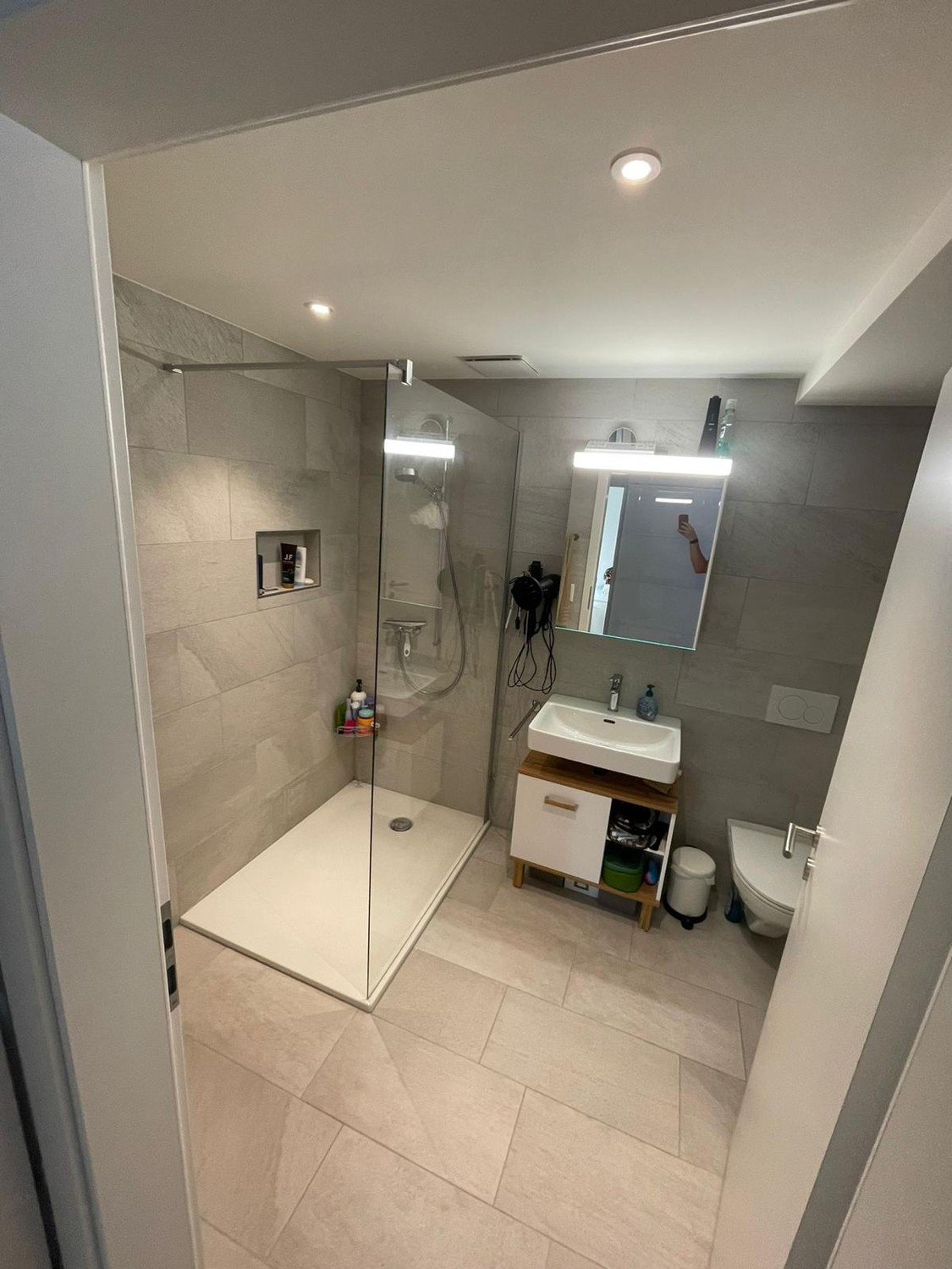 Chambre dans un appartement partagé