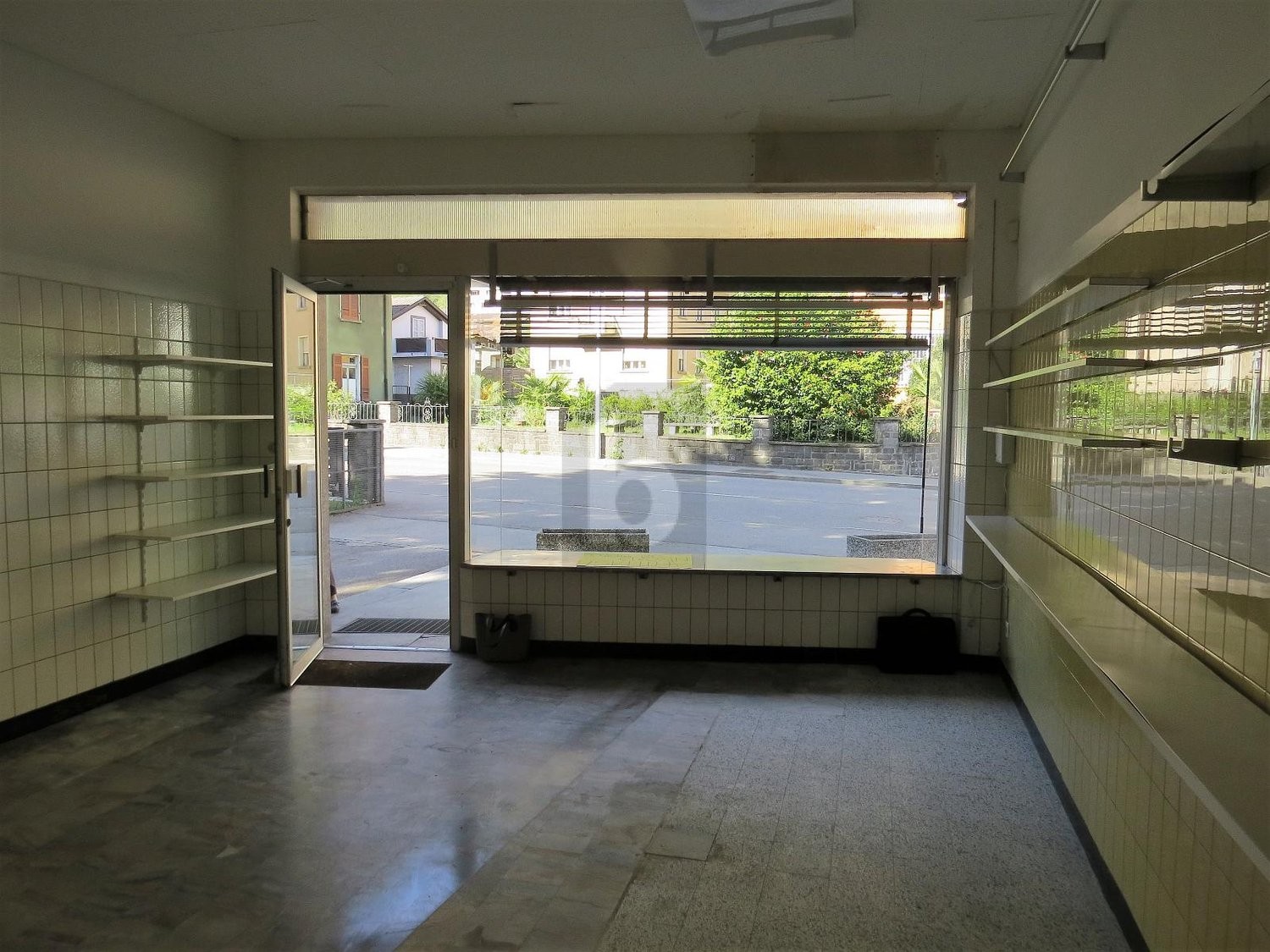 65m² Laden