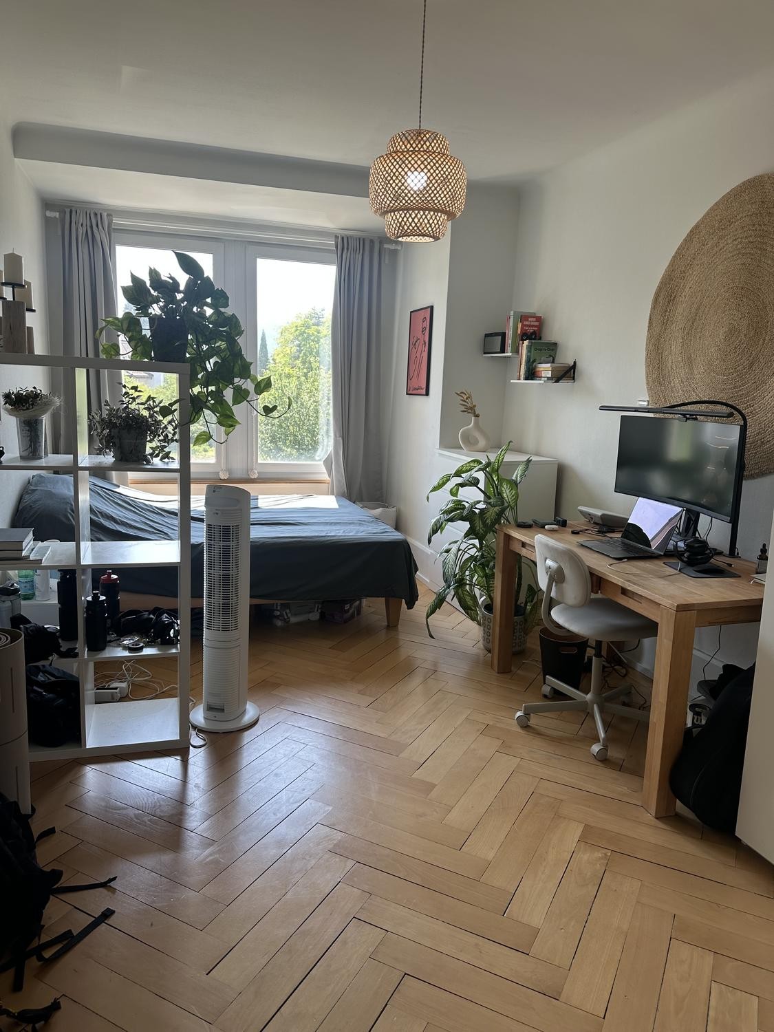 Camera in un appartamento condiviso, foto 1 di 10