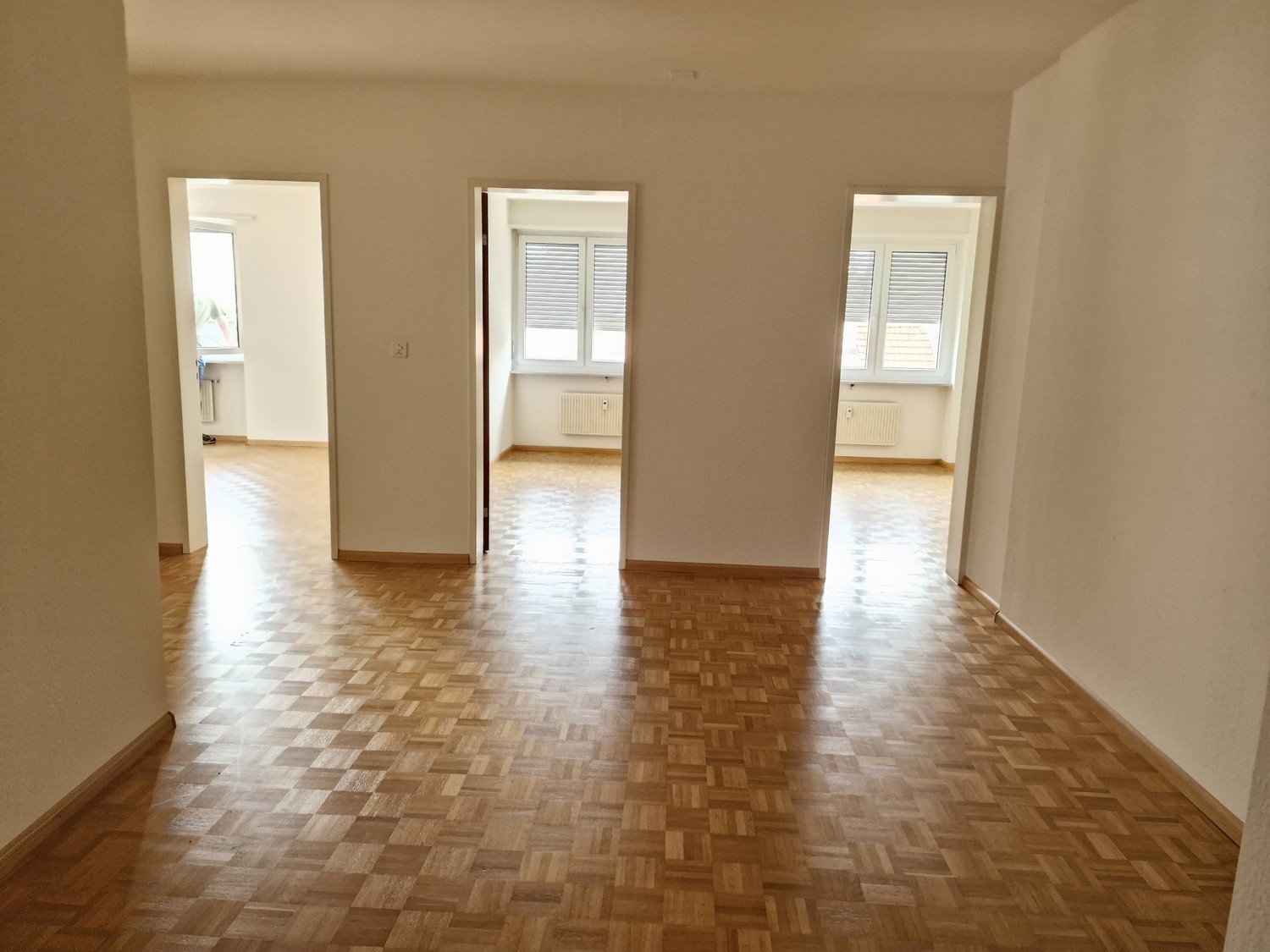 4 rooms apartment, Foto 1 von 8