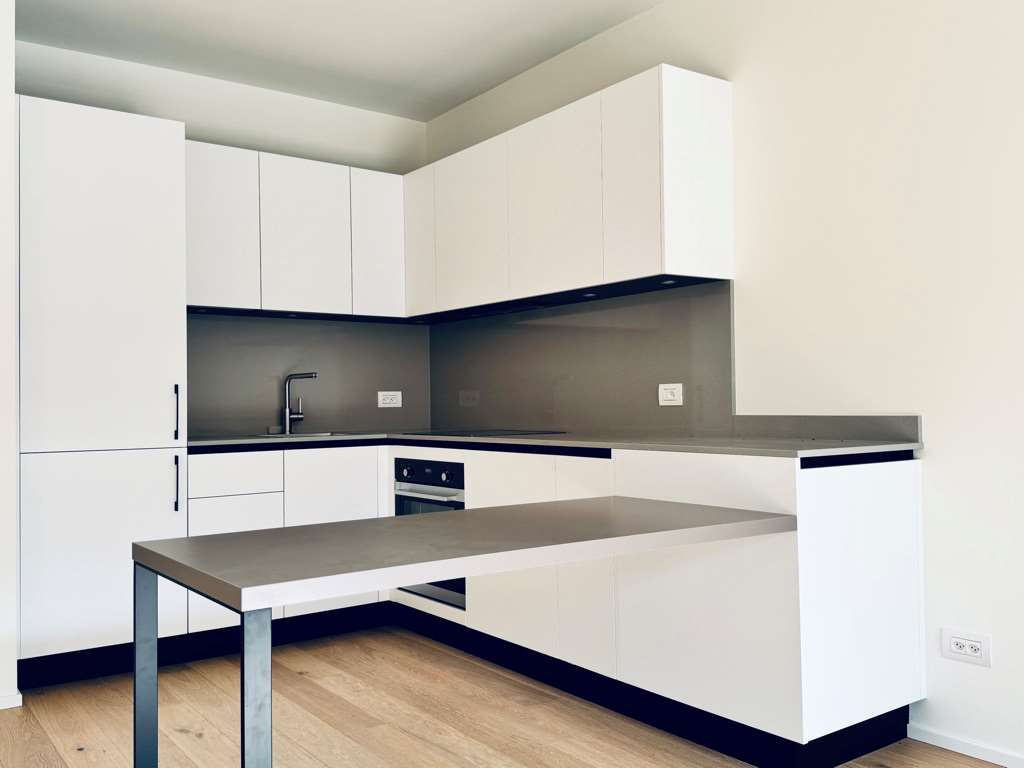 Möblierte 2 ½ Zimmer Wohnung