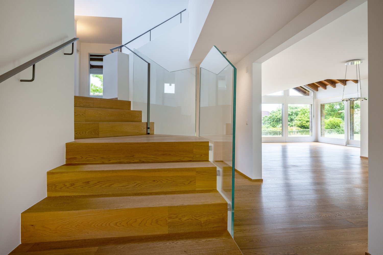 8 ½ rooms single house