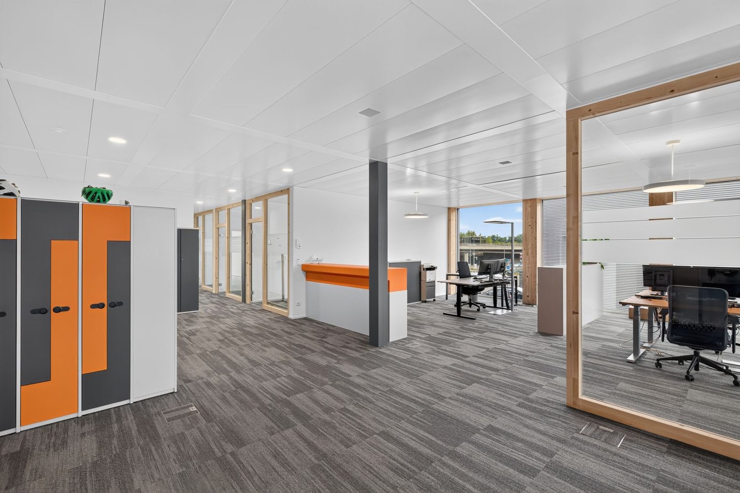 287m² commercial