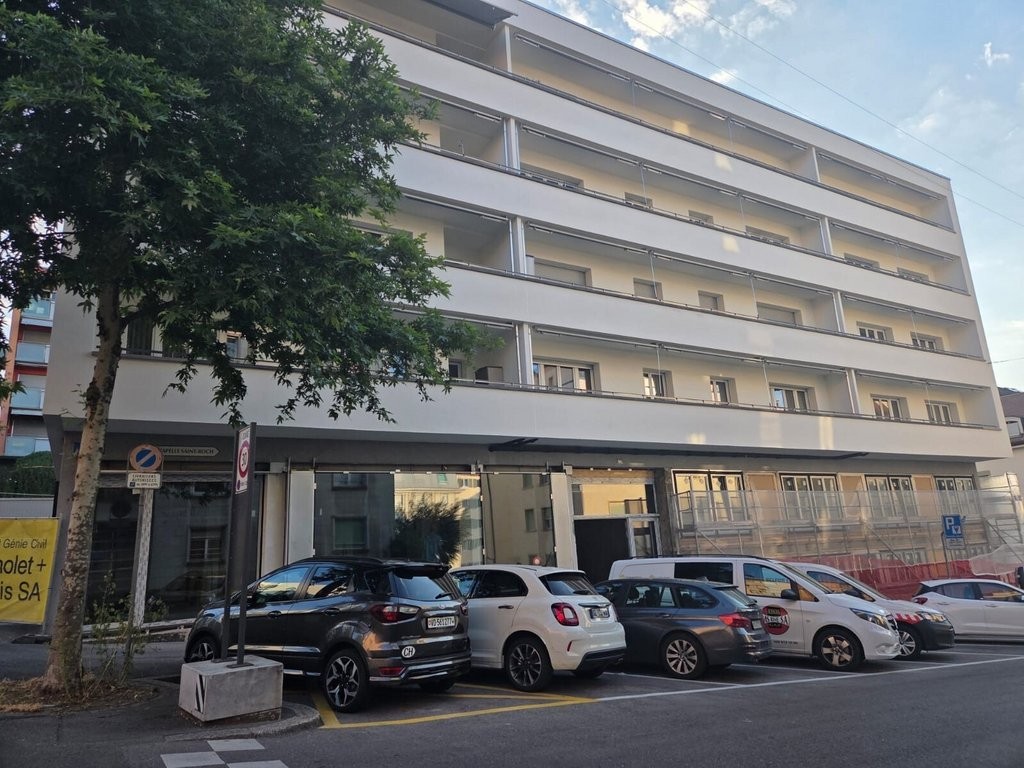 128m² shop, Foto 1 von 3