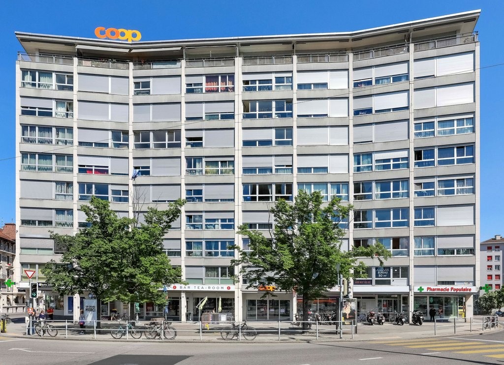 90m² office