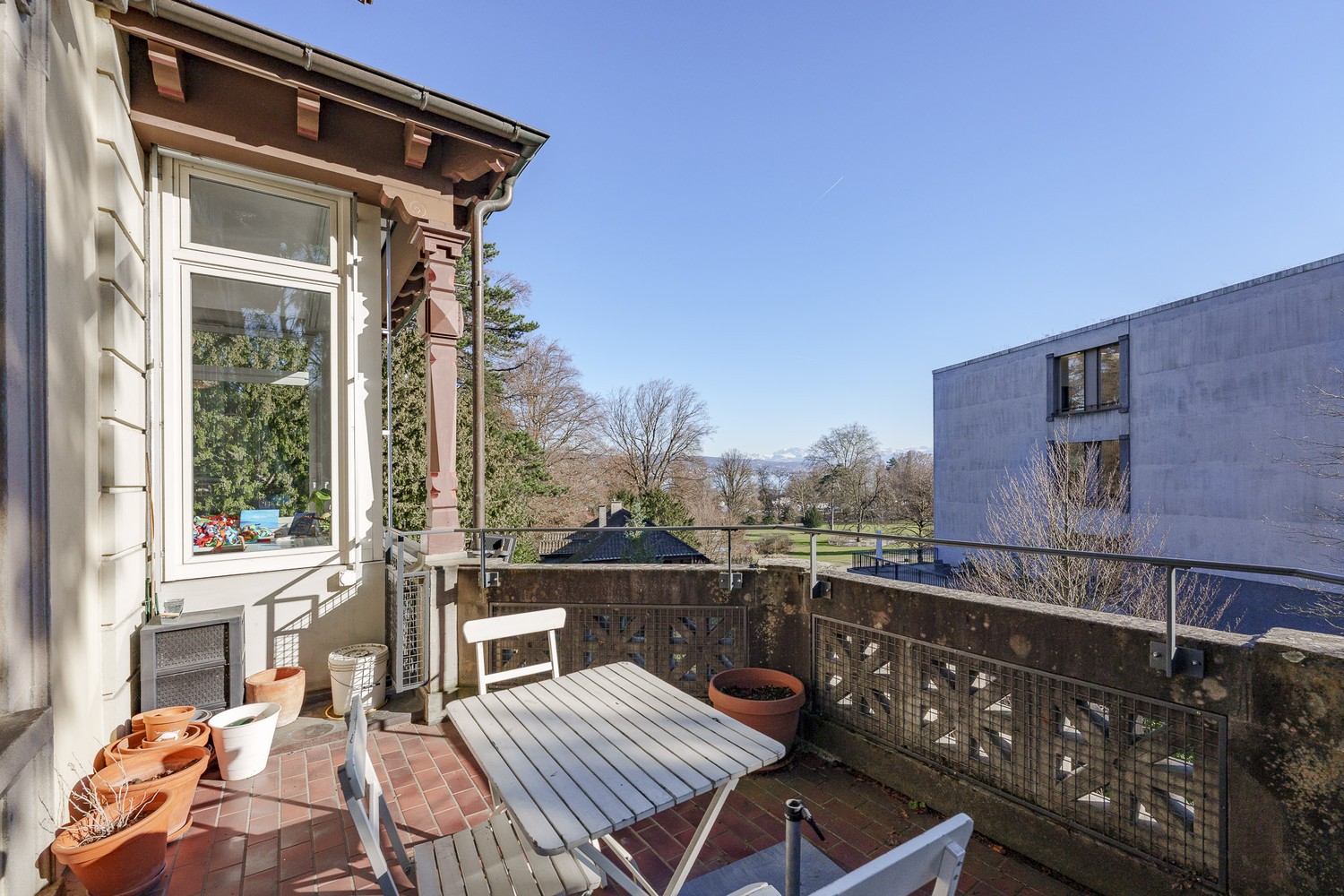 650m² commercial