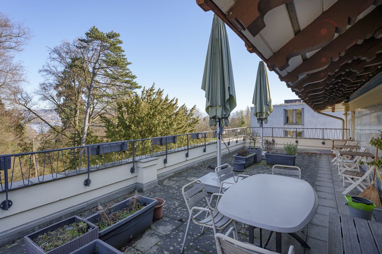 650m² commercial